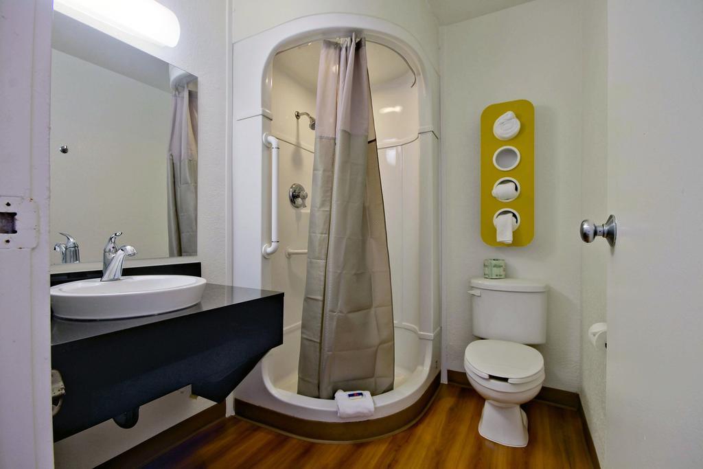 Travelodge By Wyndham Pompano Beach Quarto foto